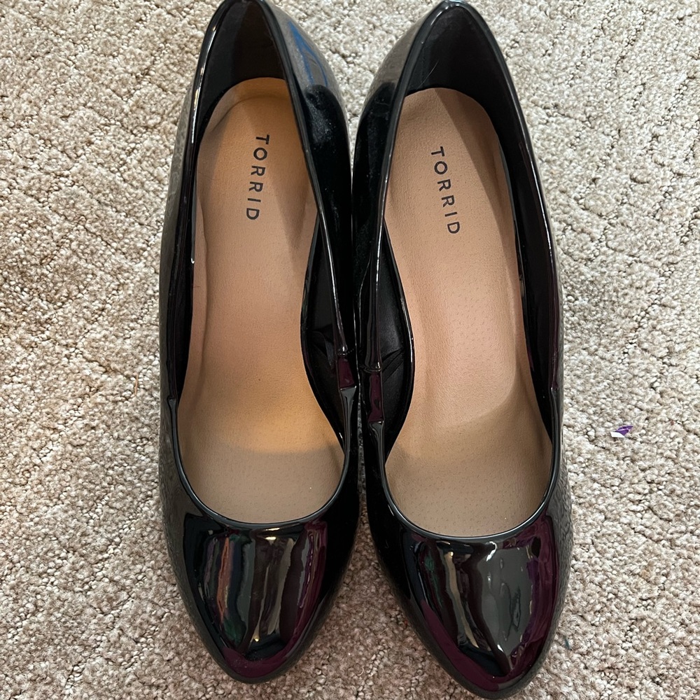 10W Torrid Patent Leather Wedge Heels *NEW*